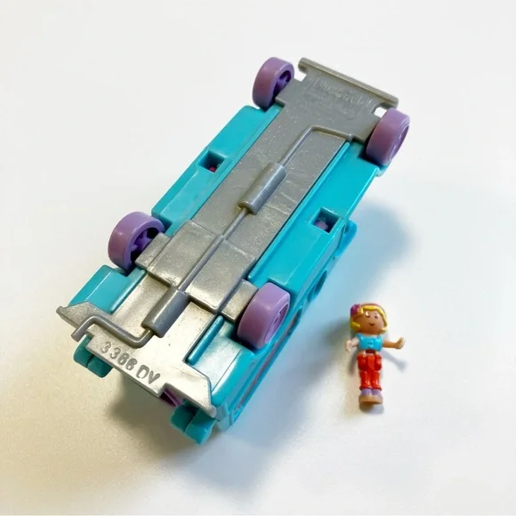 🌸 Polly Pocket | 1996 Flower Cafe On The Go - Picture 3 of 7